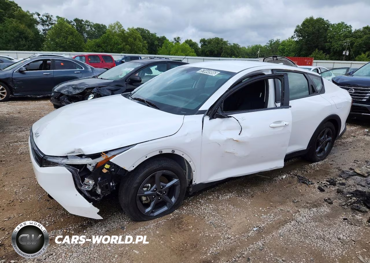 2025 Kia K4 Lxs – zdjęcie 1 z 12