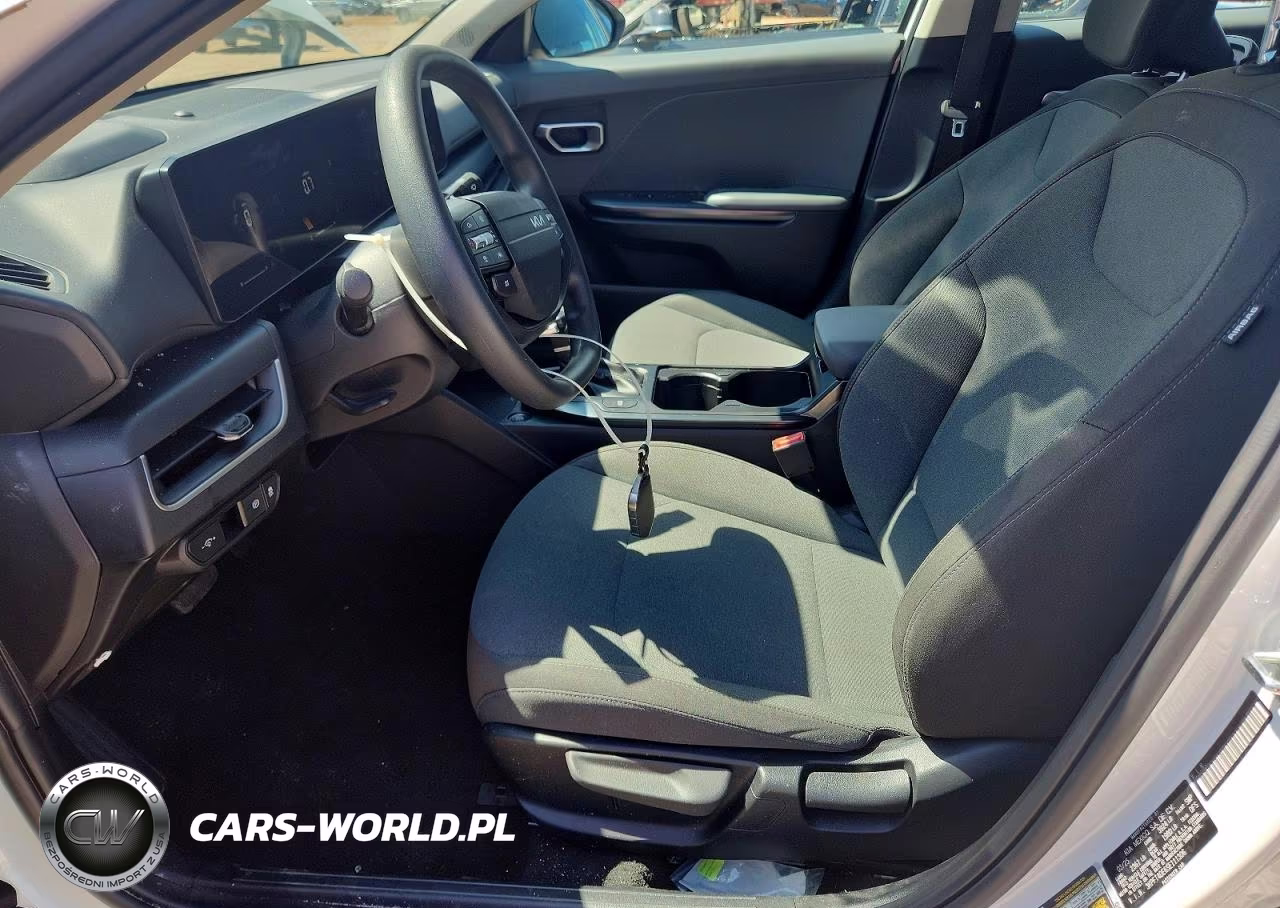 2025 Kia K4 Lxs VIN:3KPFT4DE6SE111306 - 7