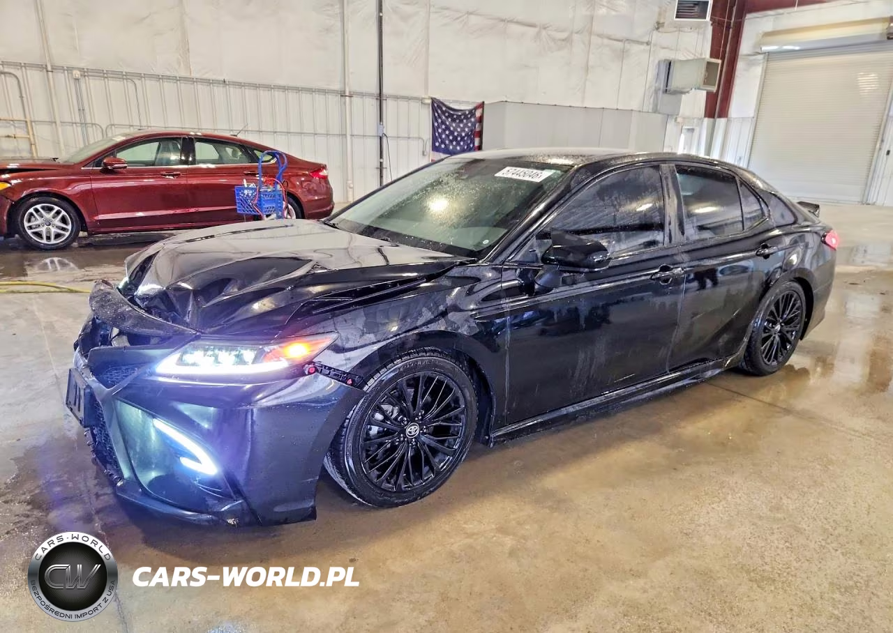 2020 Toyota Camry Se Nightshade