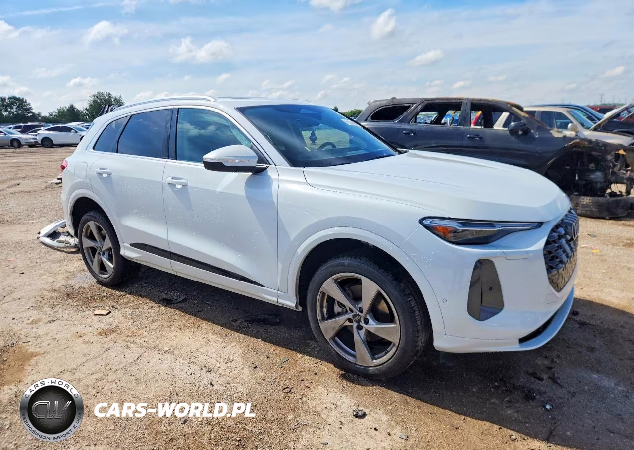 2025 Audi Q5 Premium Plus VIN:WA12AAGU8S2026979 - 4