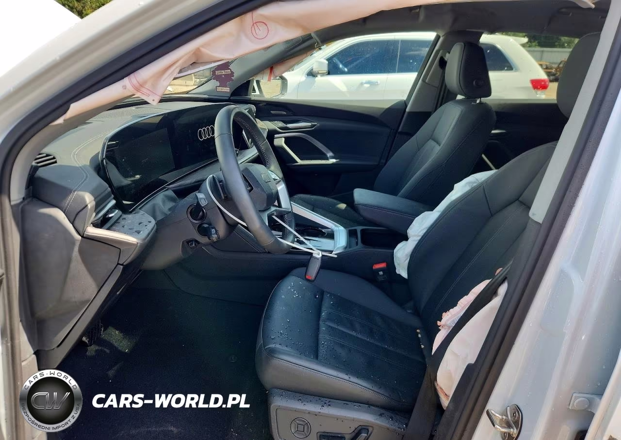 2025 Audi Q5 Premium Plus VIN:WA12AAGU8S2026979 - 7