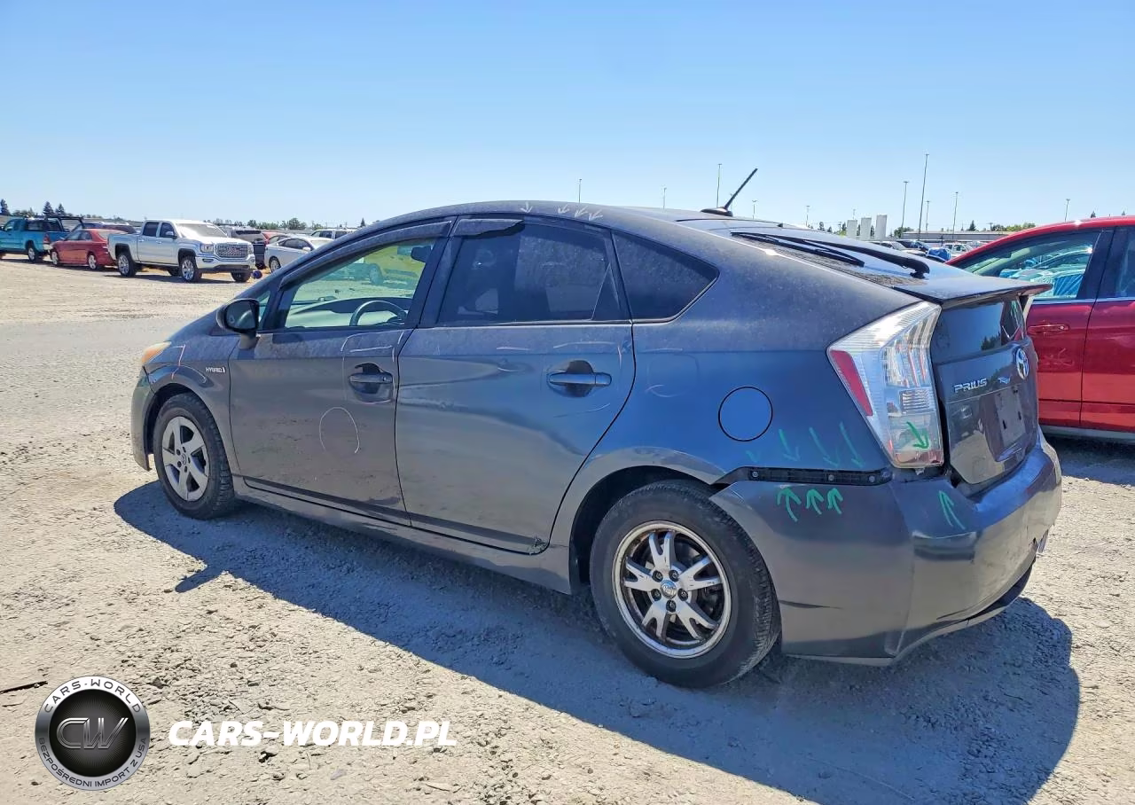 2011 Toyota Prius Two VIN:JTDKN3DU0B5311054 - 2