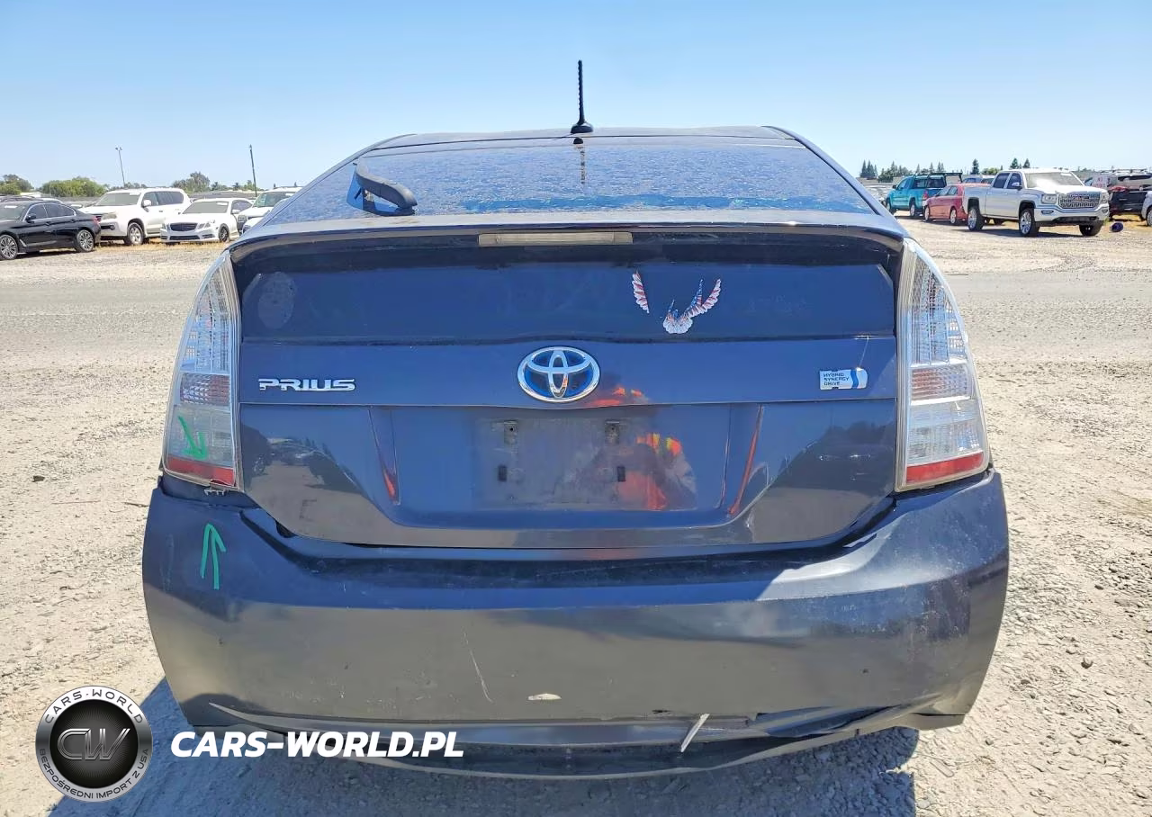 2011 Toyota Prius Two VIN:JTDKN3DU0B5311054 - 6