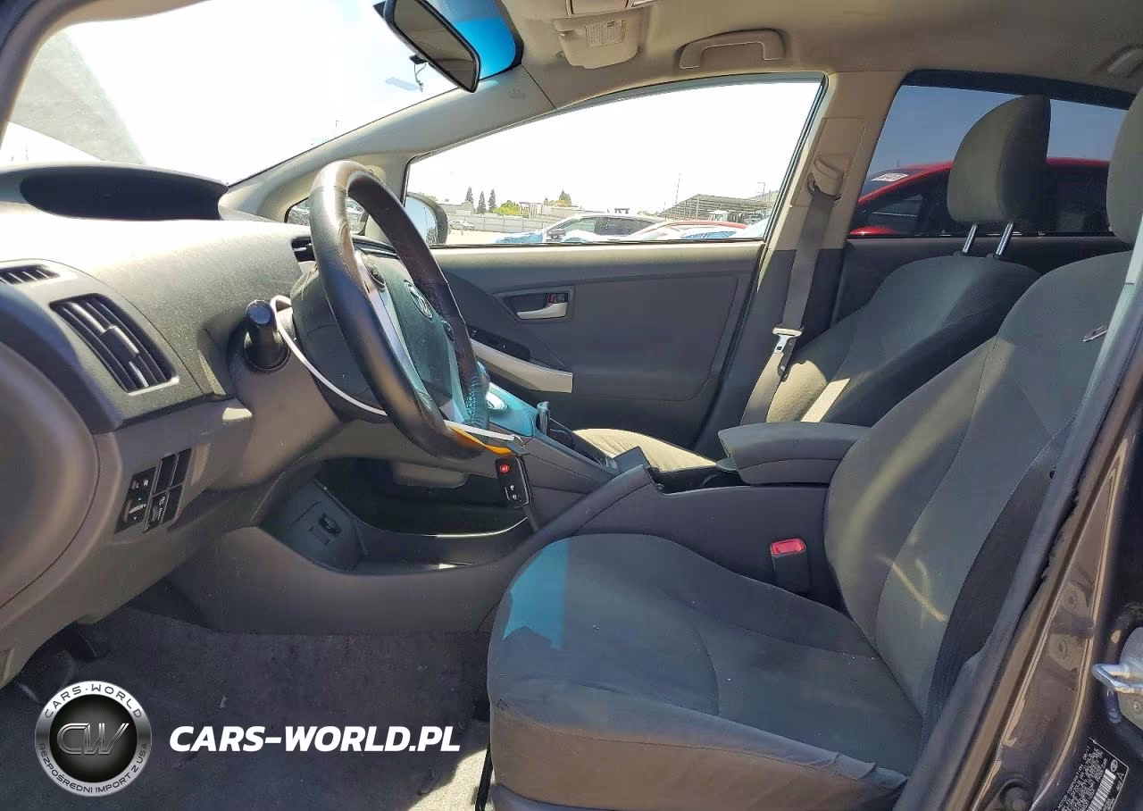 2011 Toyota Prius Two VIN:JTDKN3DU0B5311054 - 7