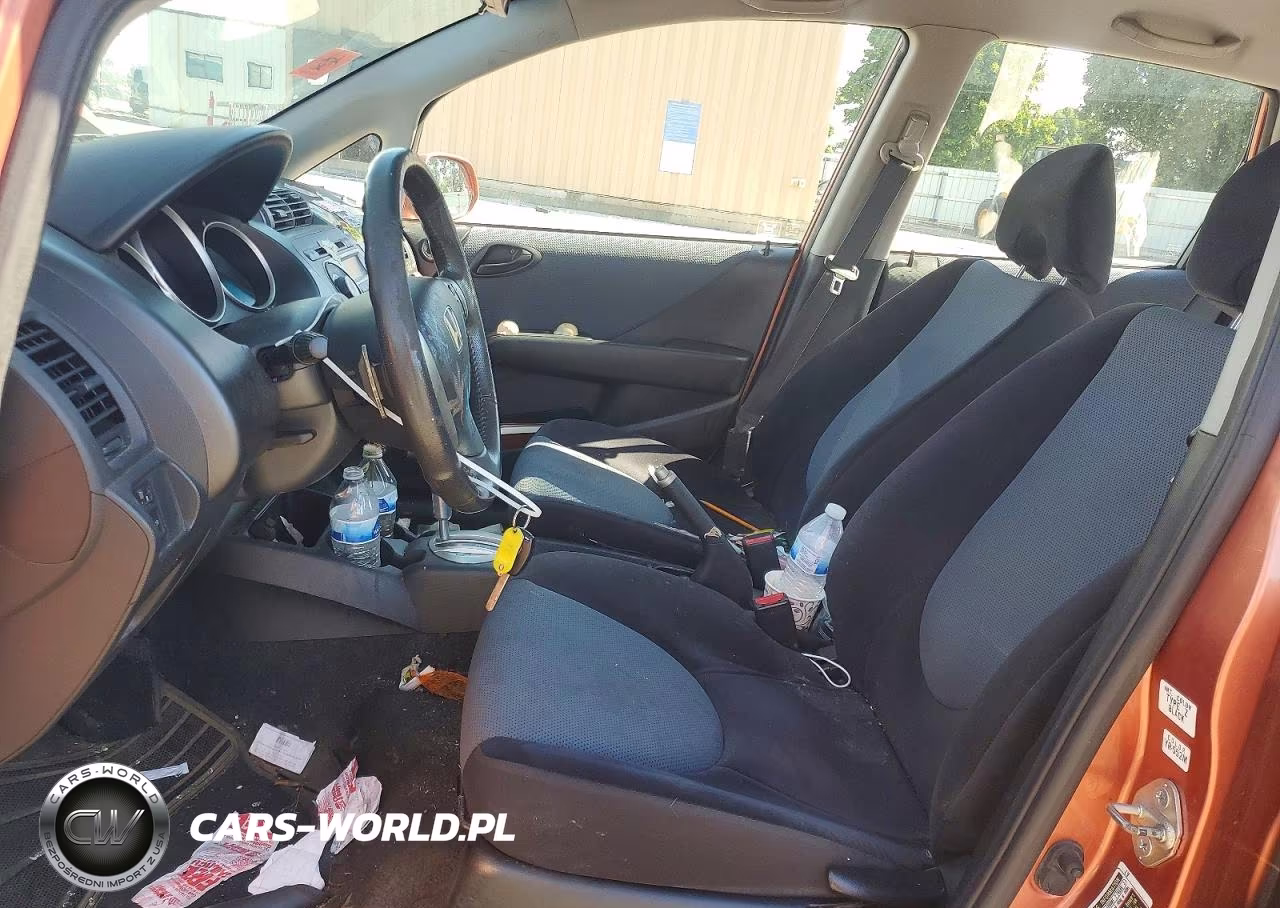 2008 Honda Fit Sport VIN:JHMGD38668S004503 - 7