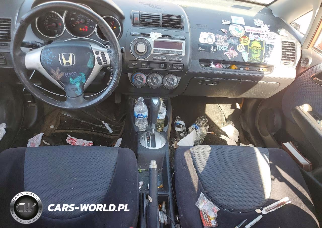 2008 Honda Fit Sport VIN:JHMGD38668S004503 - 8