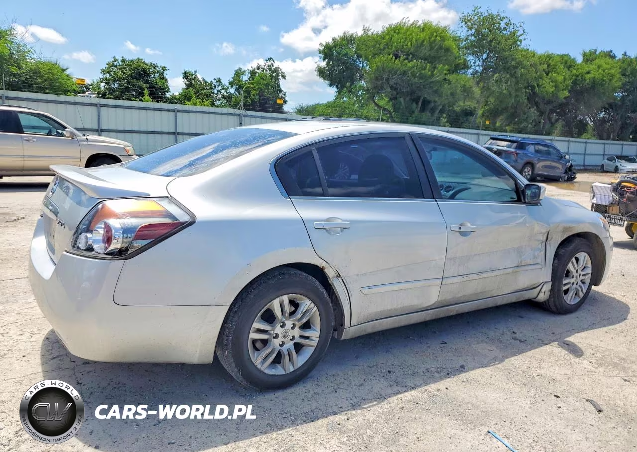 2012 Nissan Altima 2.5 VIN:1N4AL2AP1CN556446 - 3