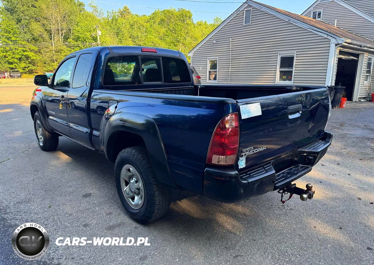 2008 Toyota Tacoma Access Cab VIN:5TEUX42N28Z547537 - 3