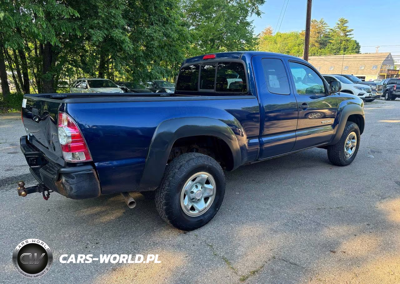 2008 Toyota Tacoma Access Cab VIN:5TEUX42N28Z547537 - 4