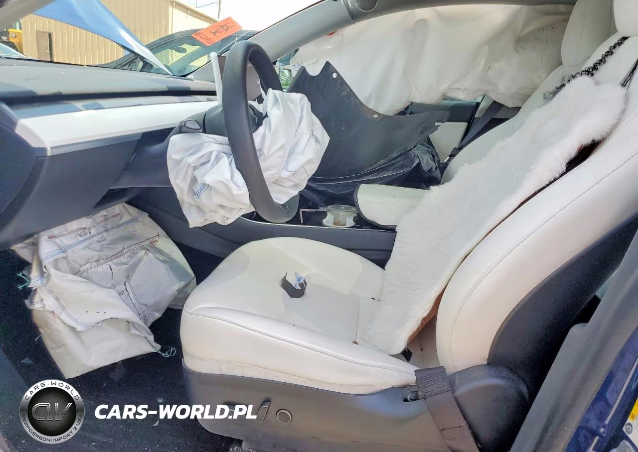 2021 Tesla Model Y VIN:5YJYGDED5MF116271 - 7
