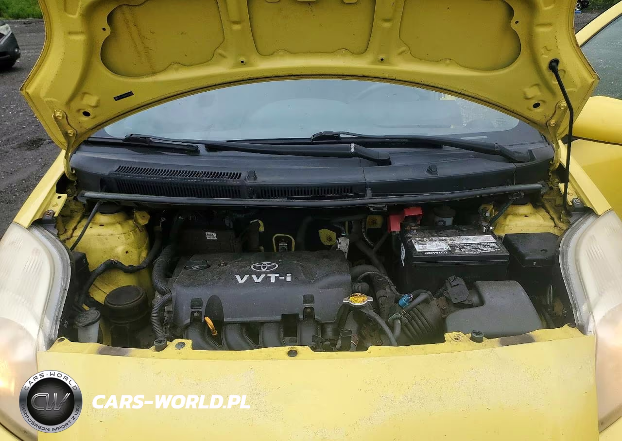 2009 Toyota Yaris Base VIN:JTDJT903X95250243 - 12