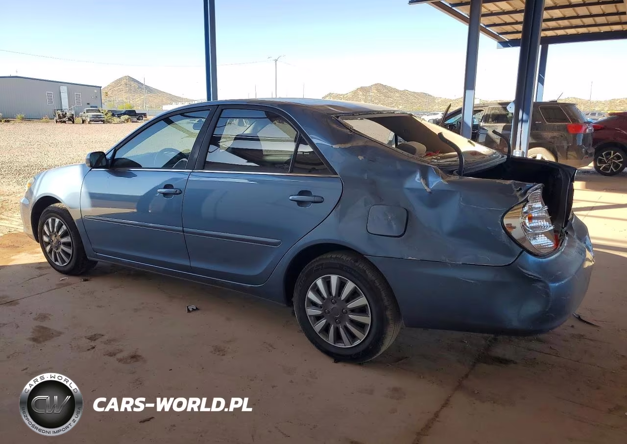 2002 Toyota Camry Le VIN:JTDBE30K120116162 - 2