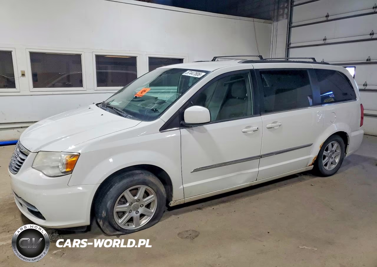 2011 Chrysler Town&Count