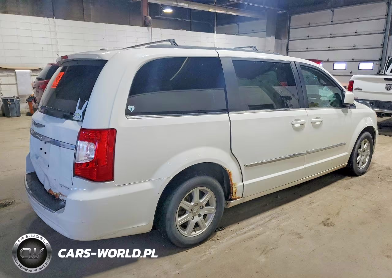 2011 Chrysler Town&Count VIN:2A4RR5DG4BR797339 - 3
