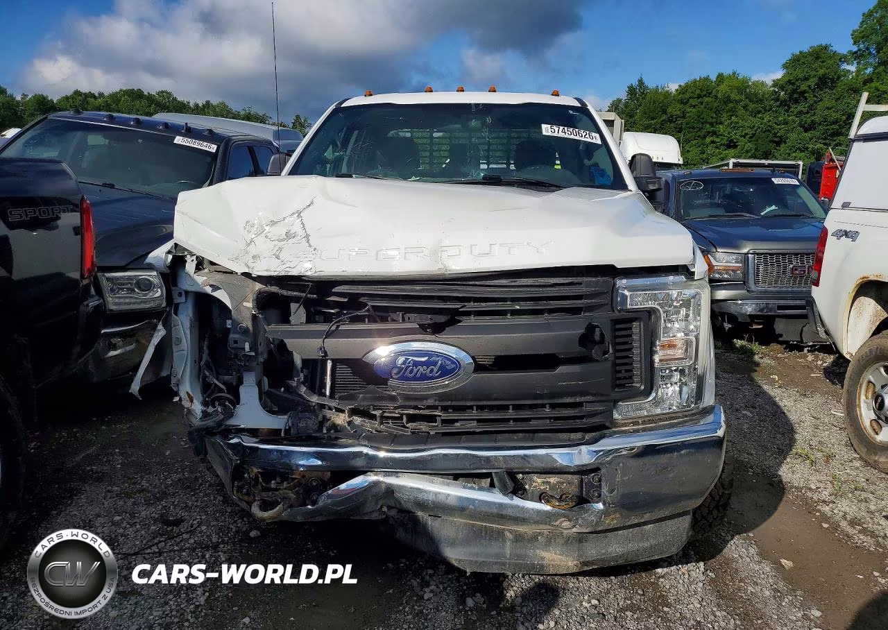 2017 Ford F350 Super Duty VIN:1FD8X3H67HED87696 - 5