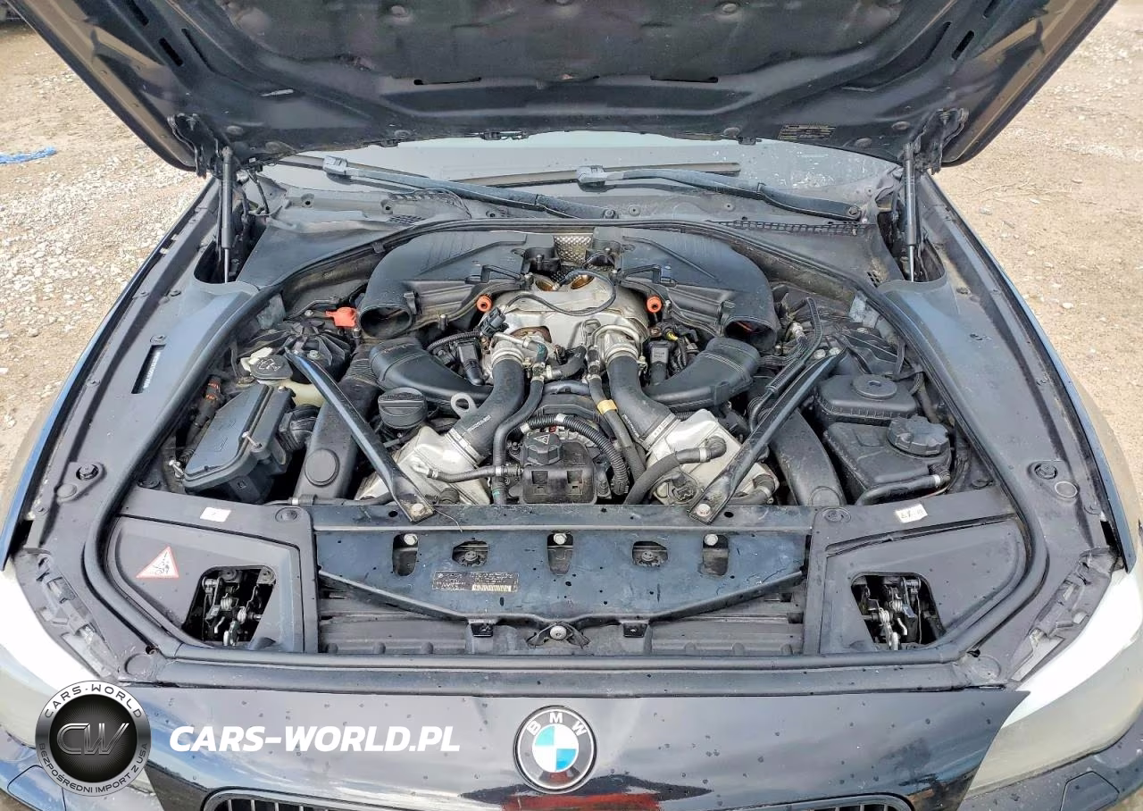 2013 BMW 550 Xi VIN:WBAFU9C51DDY71155 - 12