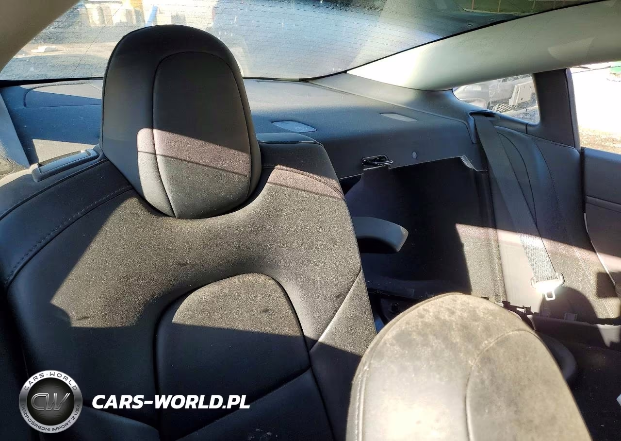 2022 Tesla Model 3 VIN:5YJ3E1EB0NF180541 - 10