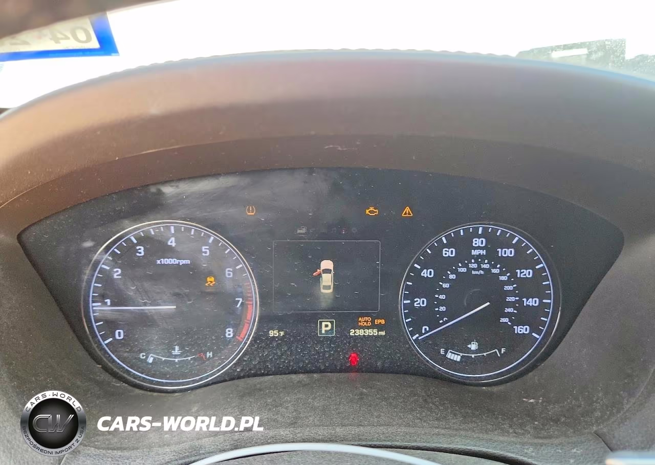 2015 Hyundai Genesis 3.8L VIN:KMHGN4JE6FU021062 - 9