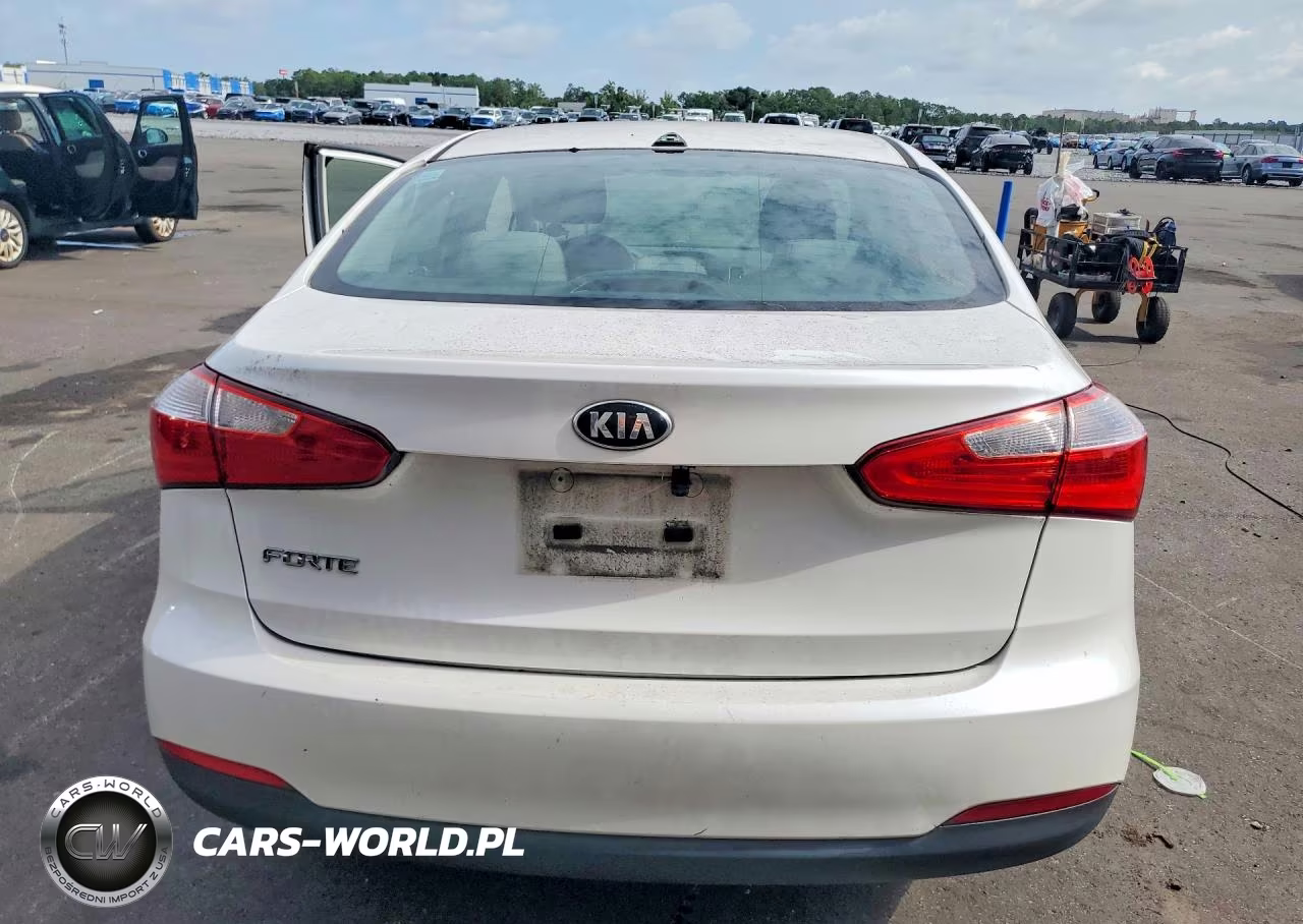 2015 Kia Forte Lx VIN:KNAFX4A64F5261558 - 6