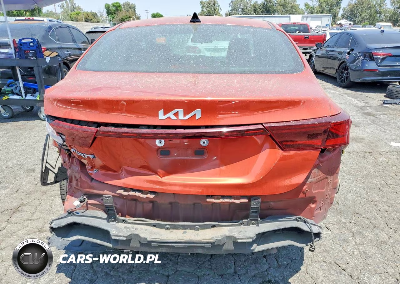 2023 Kia Forte Lxs VIN:3KPF24AD8PE680292 - 6
