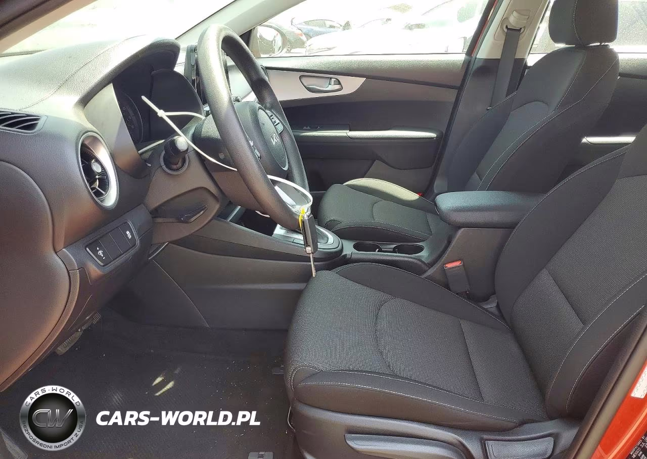2023 Kia Forte Lxs VIN:3KPF24AD8PE680292 - 7