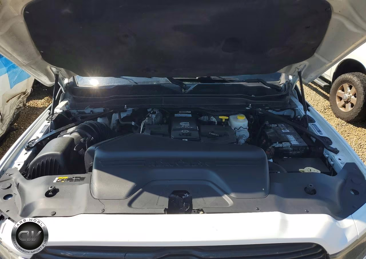 2022 Ram 3500 Laramie VIN:3C63R3EL5NG397335 - 12