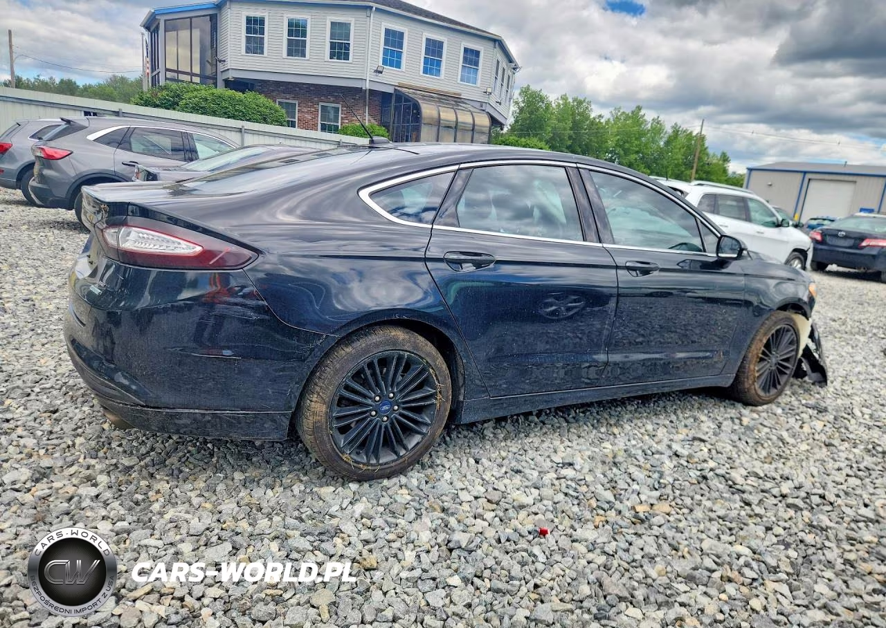 2014 Ford Fusion Se VIN:1FA6P0HDXE5378646 - 3