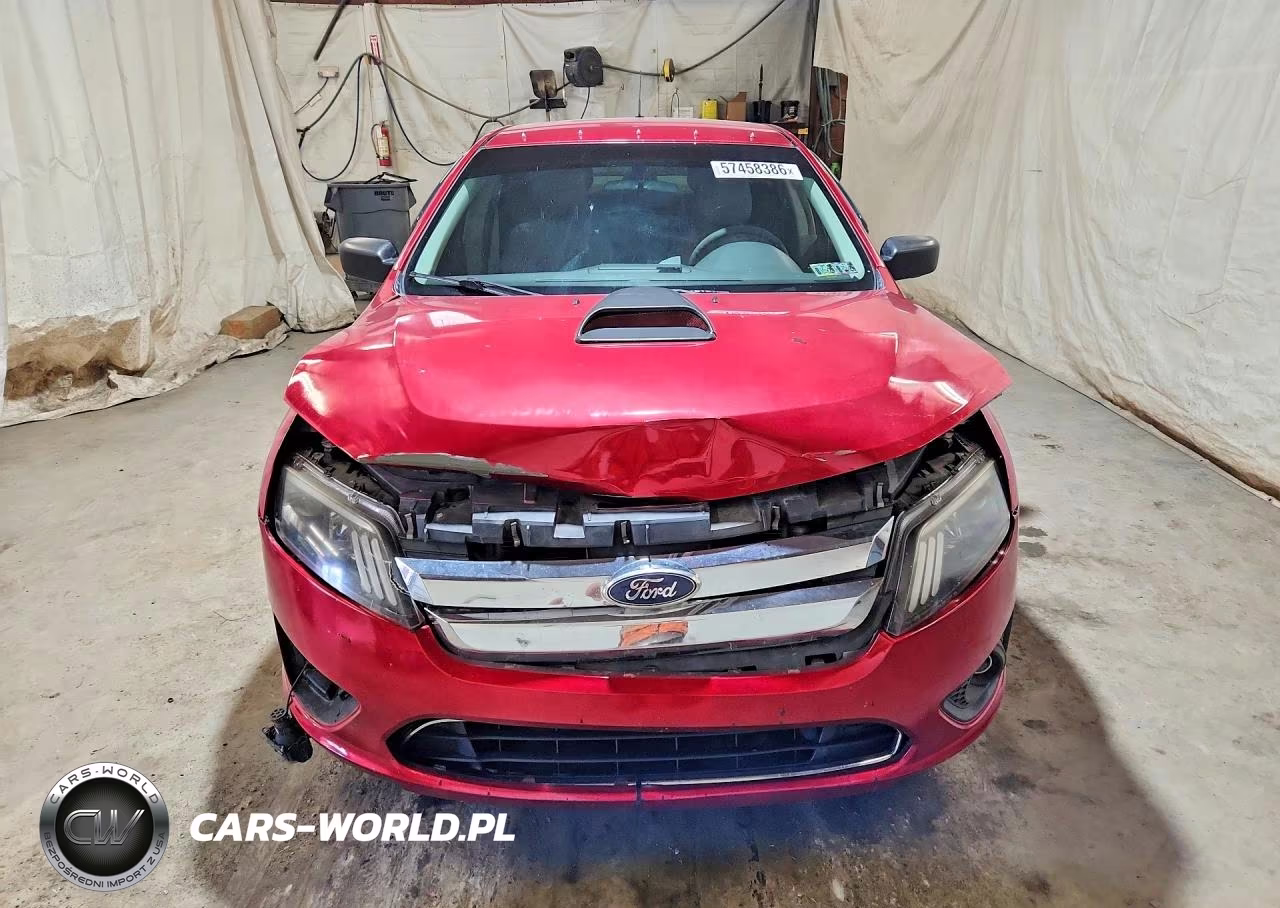 2012 Ford Fusion S VIN:3FAHP0GA0CR151864 - 5