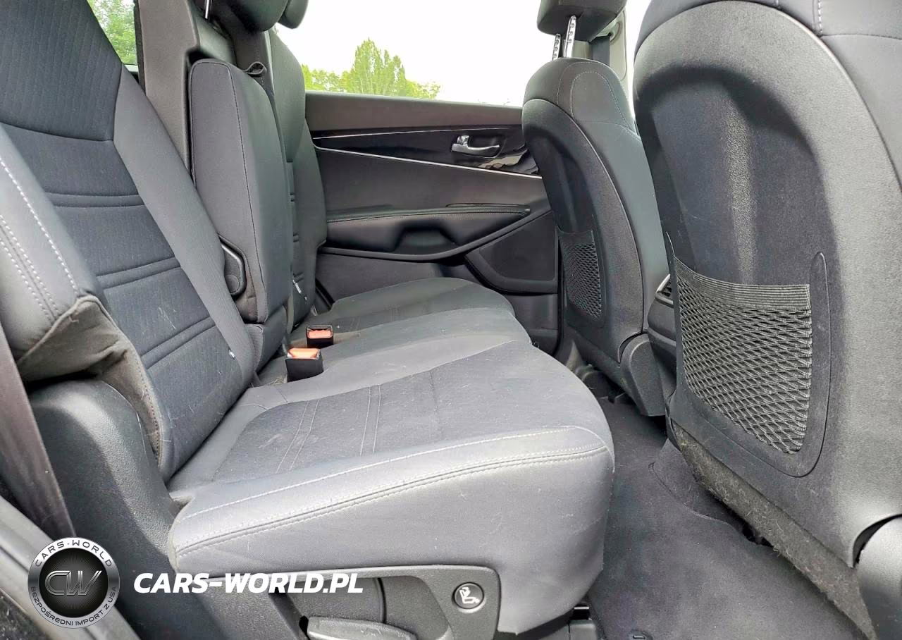 2020 Kia Sorento Lx VIN:5XYPGDA36LG635880 - 11