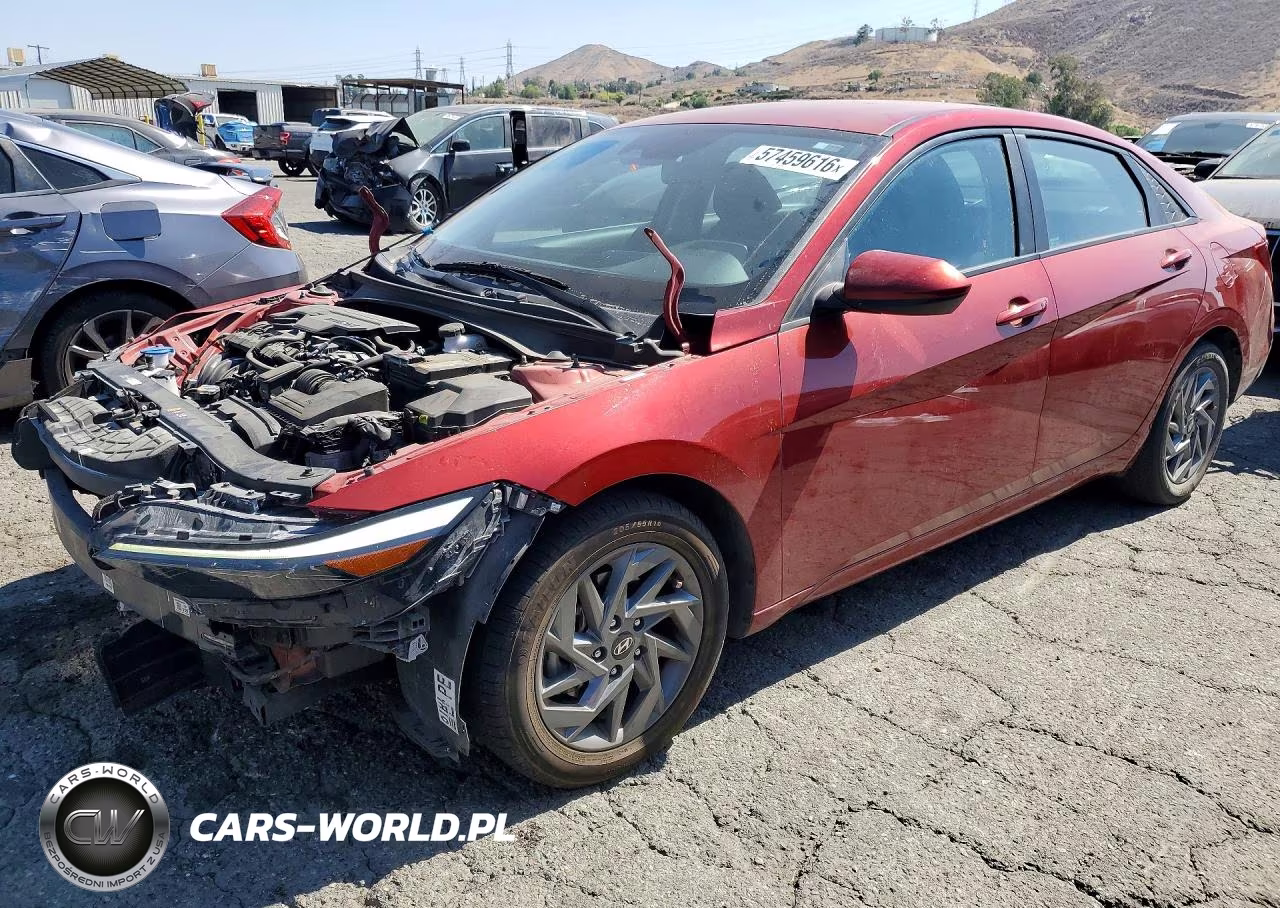 2024 Hyundai Elantra Sel – zdjęcie 1 z 12