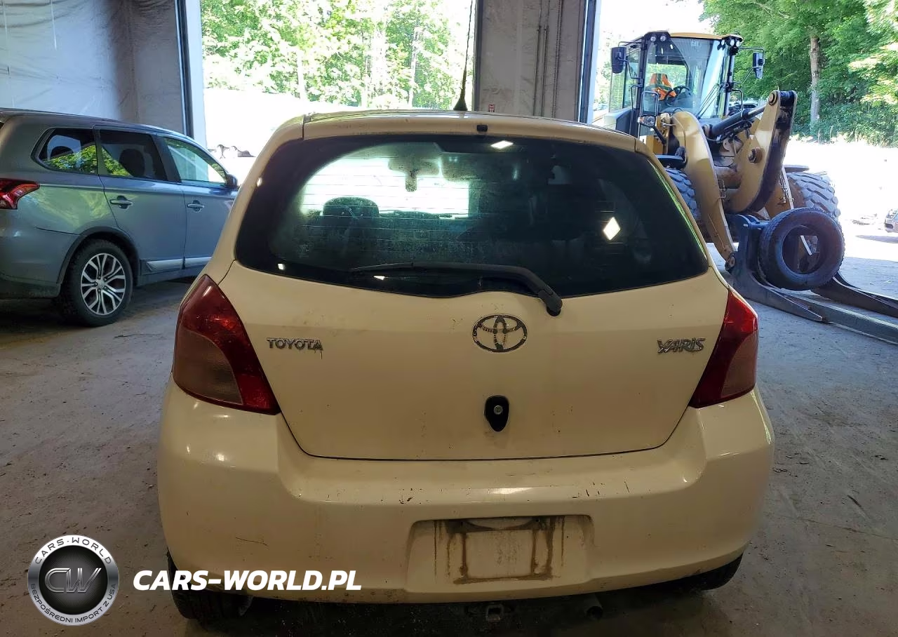 2007 Toyota Yaris Base VIN:JTDJT923X75054748 - 6