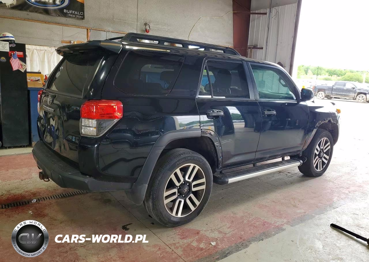 2010 Toyota 4Runner Trail VIN:JTEBU5JRXA5026306 - 3