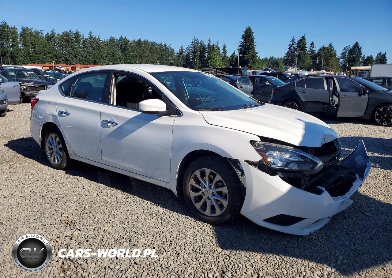 2017 Nissan Sentra S VIN:3N1AB7AP3HY247701 - 4