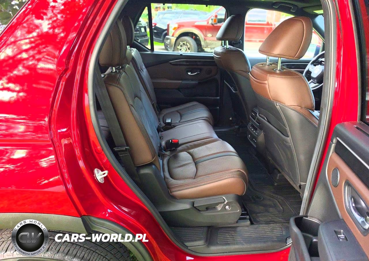 2025 Honda Pilot Elite VIN:5FNYG1H83SB029382 - 6