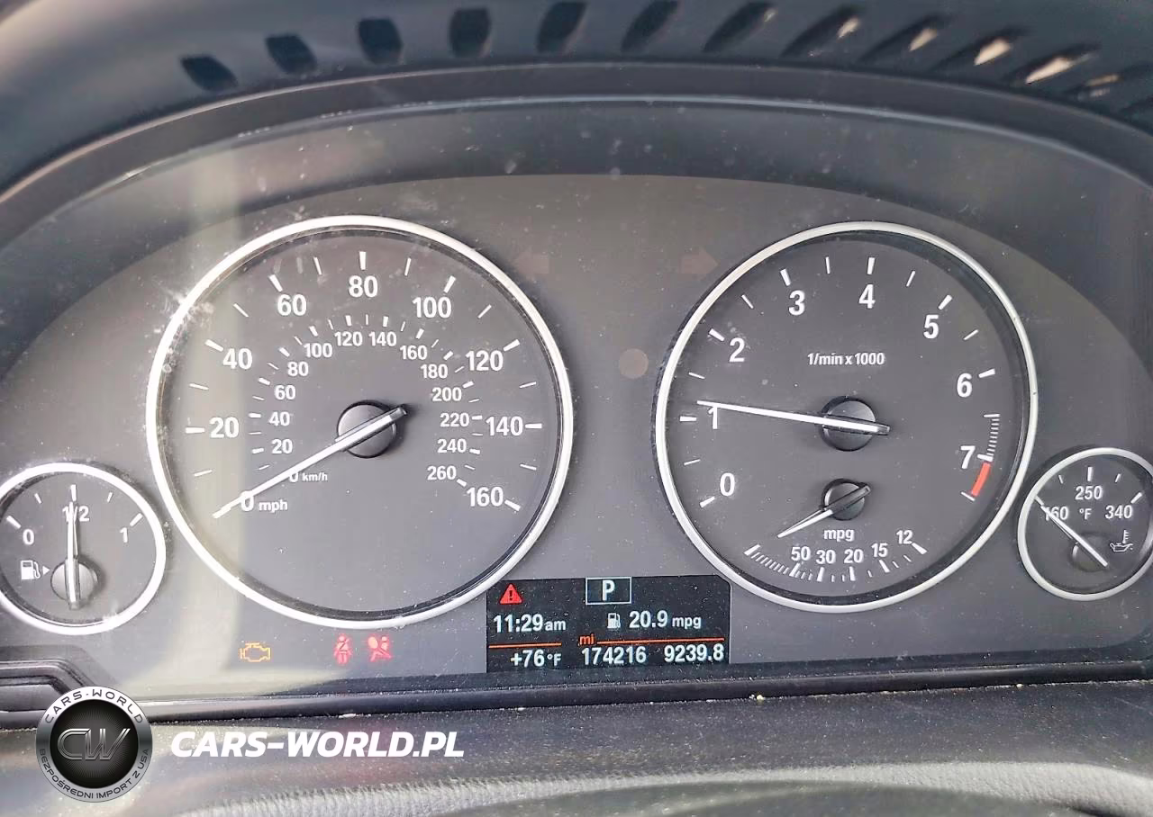 2016 BMW X3 xDrive28I VIN:5UXWX9C5XG0D71440 - 9