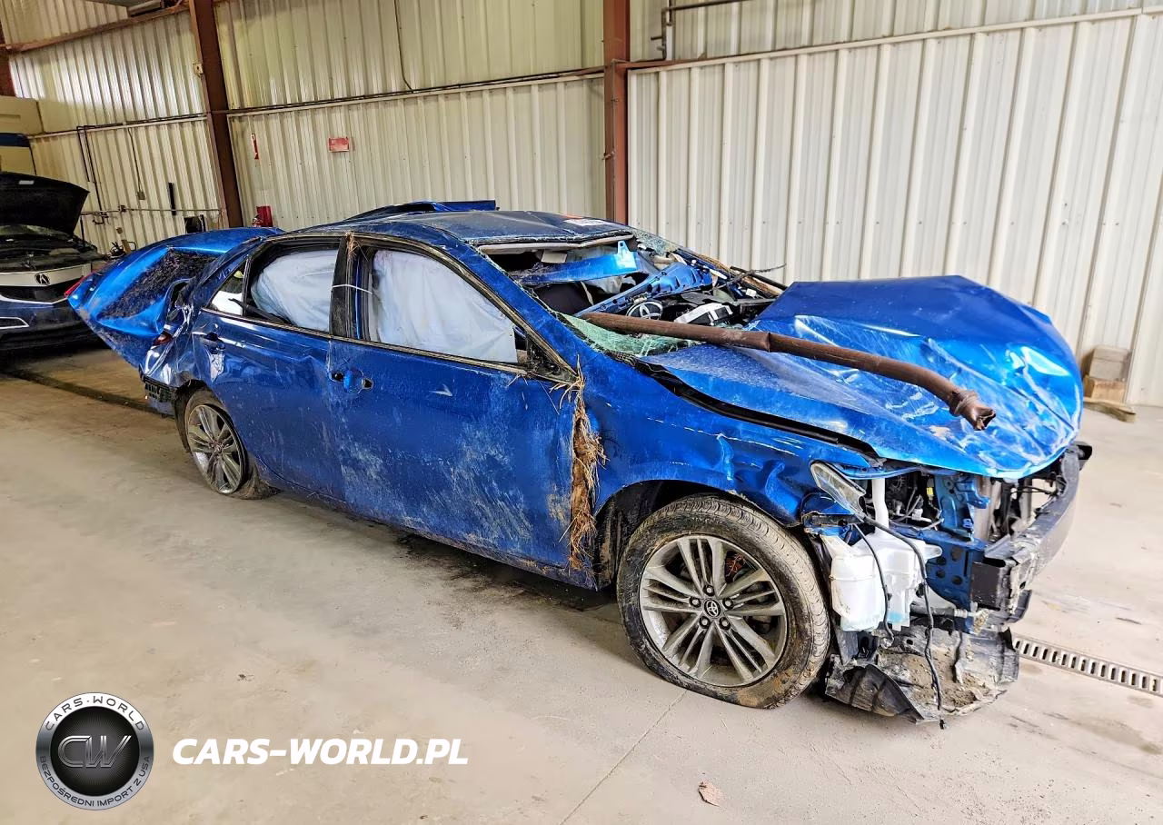 2017 Toyota Camry Se VIN:4T1BF1FK7HU698306 - 4