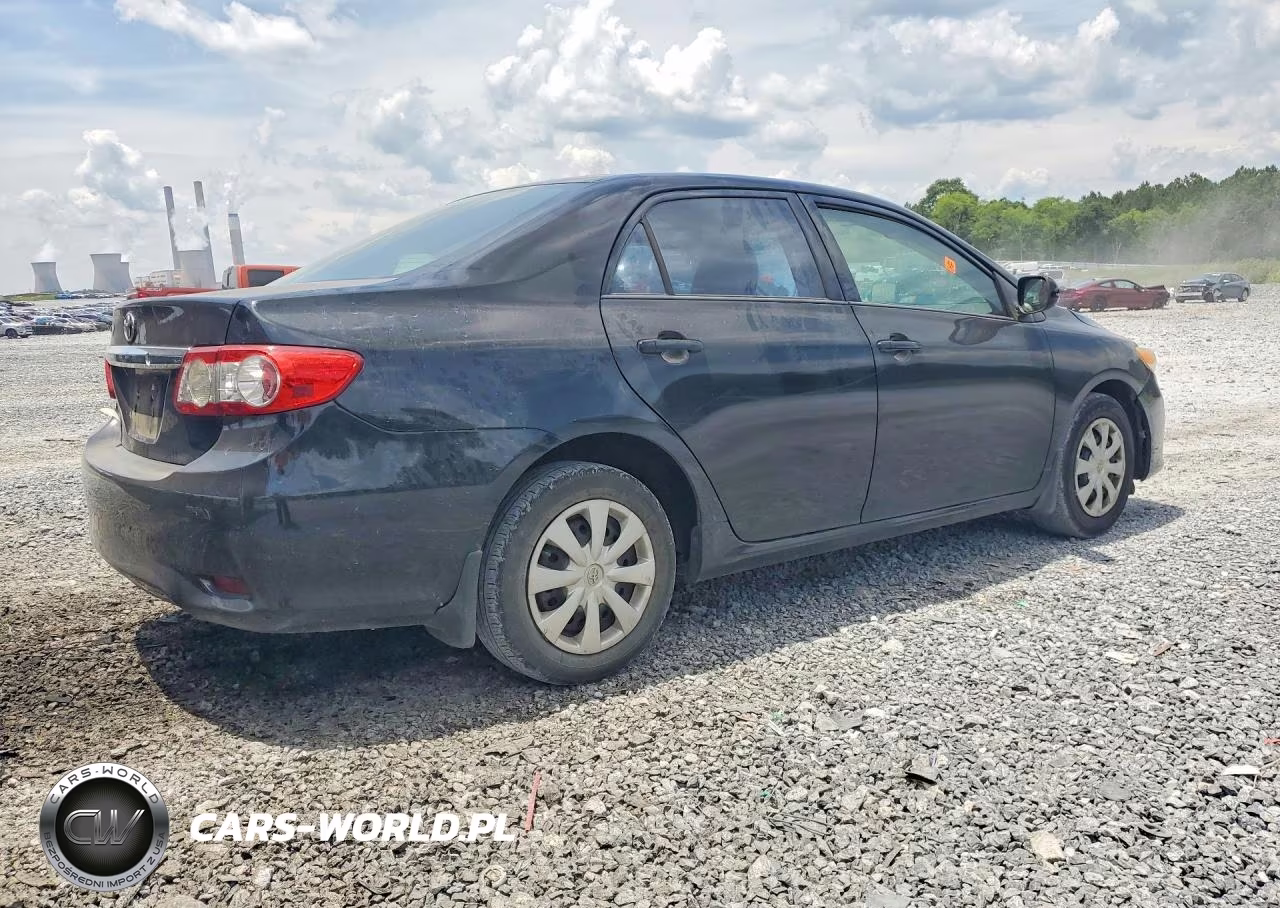 2013 Toyota Corolla L VIN:5YFBU4EE5DP165224 - 3