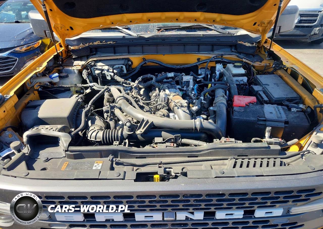 2022 Ford Bronco VIN:1FMDE5CPXNLB55777 - 11
