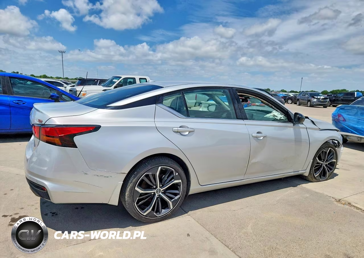 2025 Nissan Altima Sr VIN:1N4BL4CV8SN390744 - 3