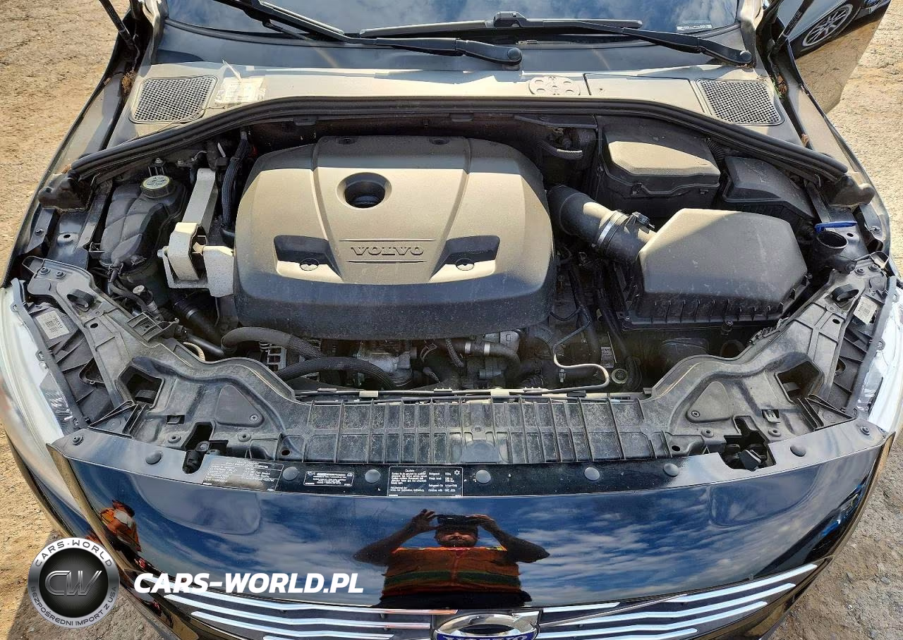 2015 Volvo V60 Premier VIN:YV140MEKXF1267873 - 11