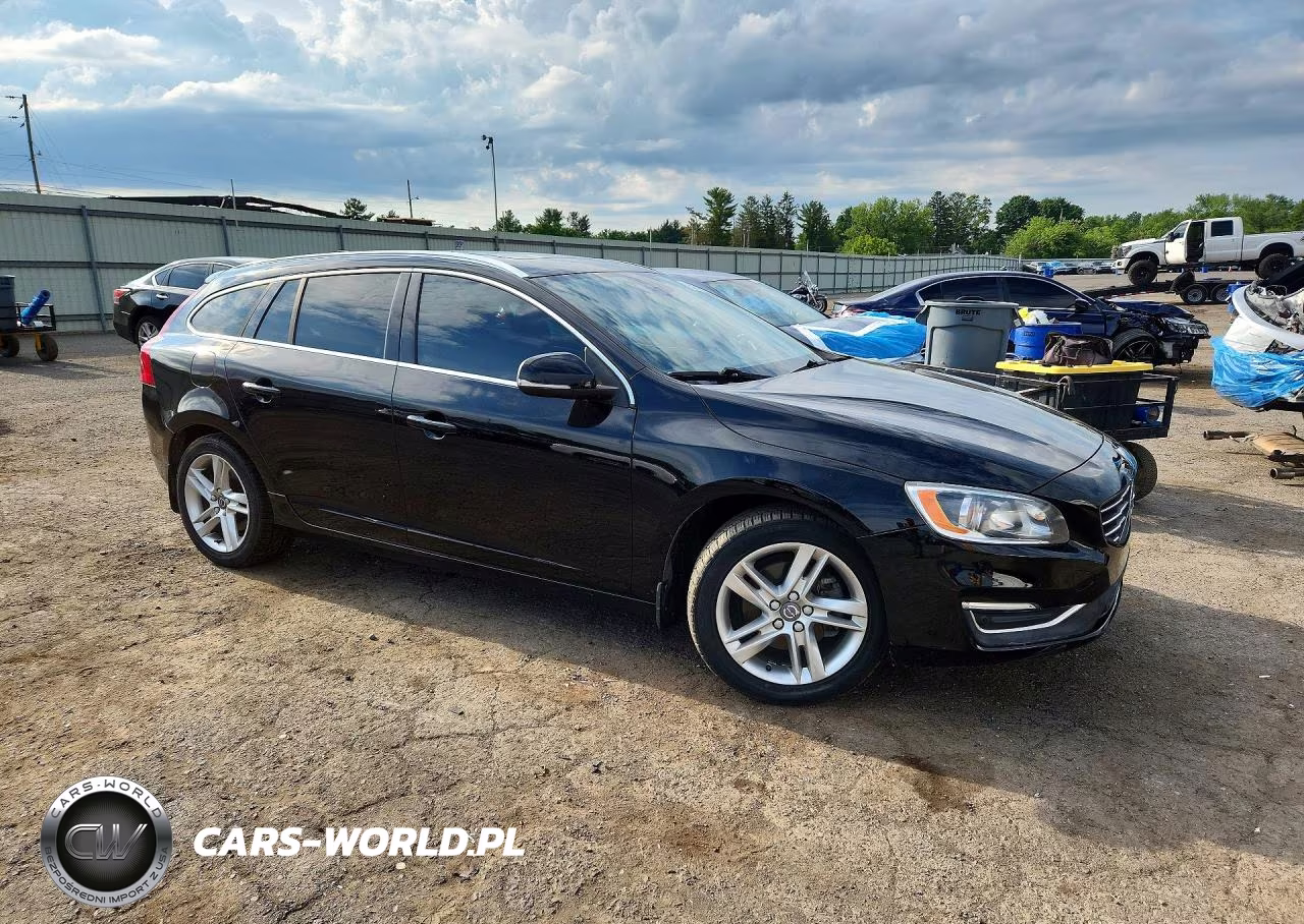 2015 Volvo V60 Premier VIN:YV140MEKXF1267873 - 4