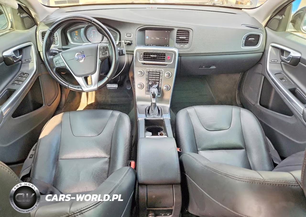 2015 Volvo V60 Premier VIN:YV140MEKXF1267873 - 8