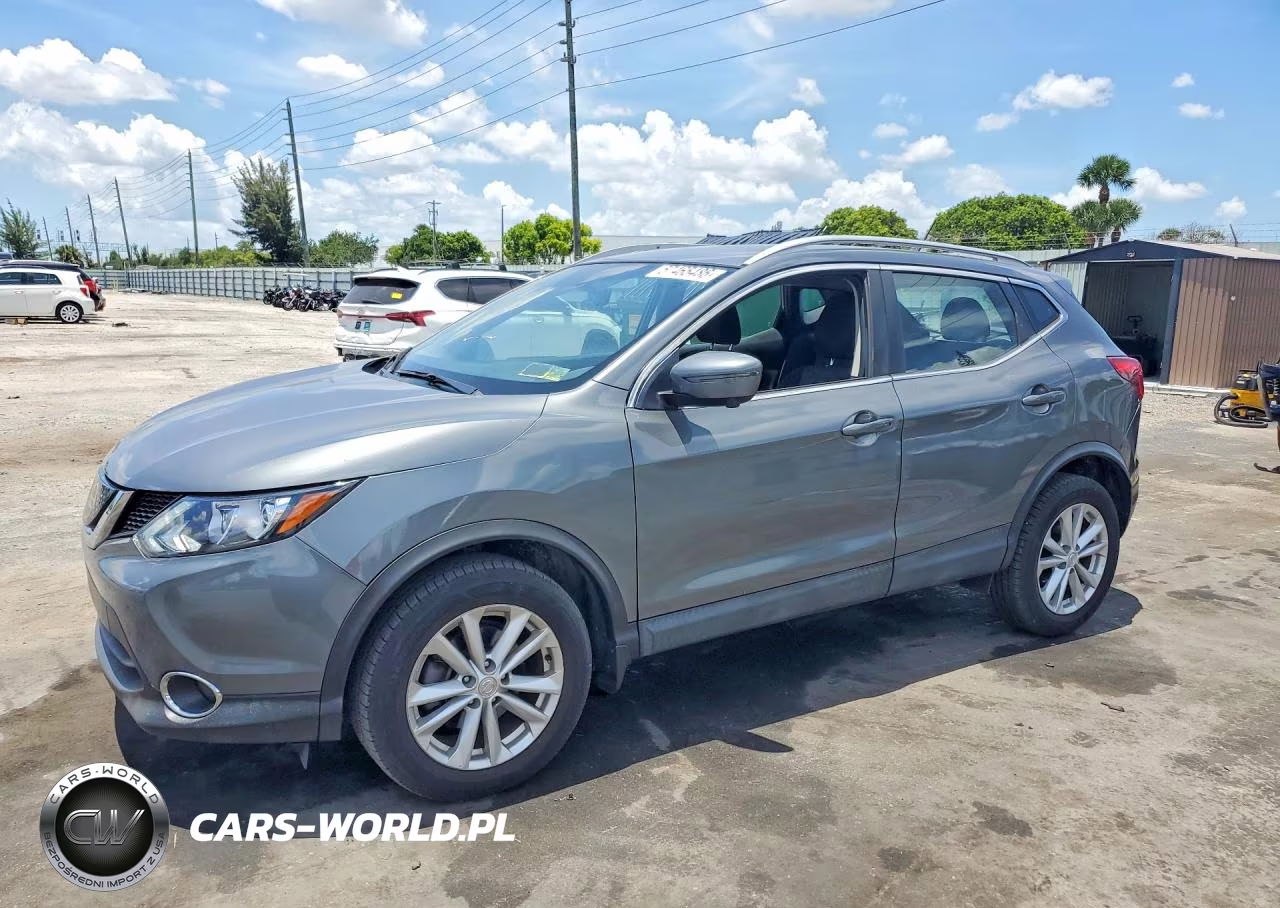 2018 Nissan Rogue Sport Sv – zdjęcie 1 z 12