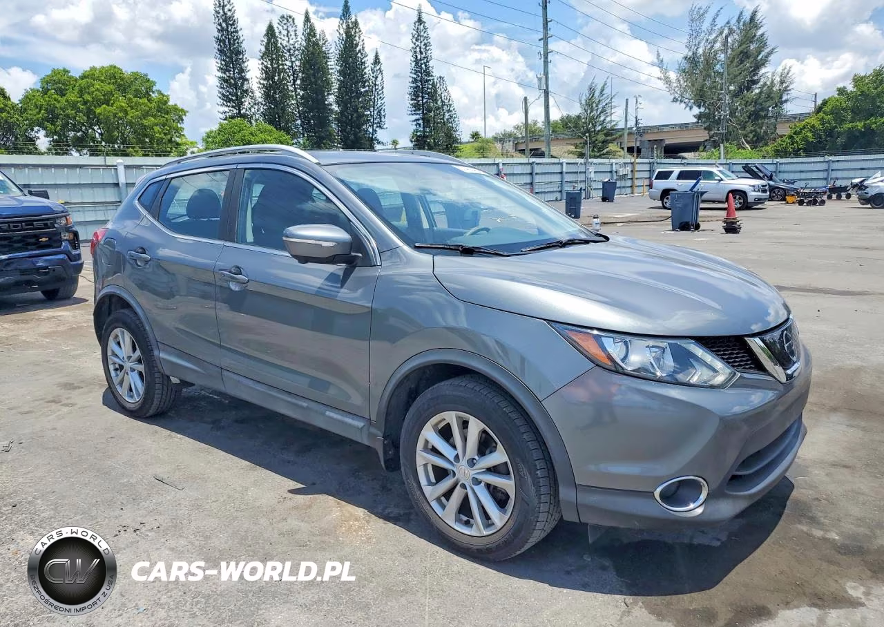 2018 Nissan Rogue Sport Sv VIN:JN1BJ1CR9JW253308 - 4