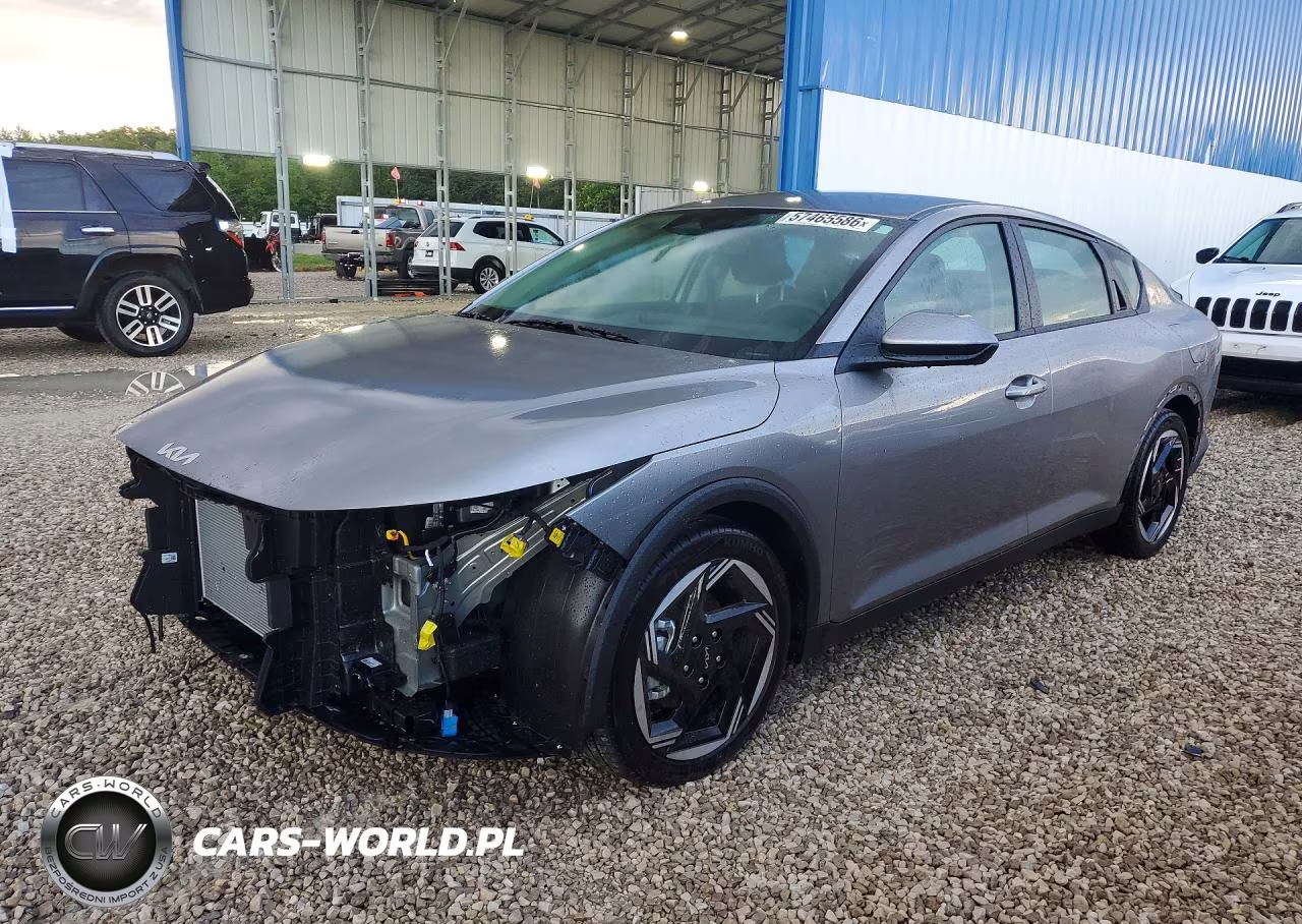 2026 Kia K4 Ex – zdjęcie 1 z 13