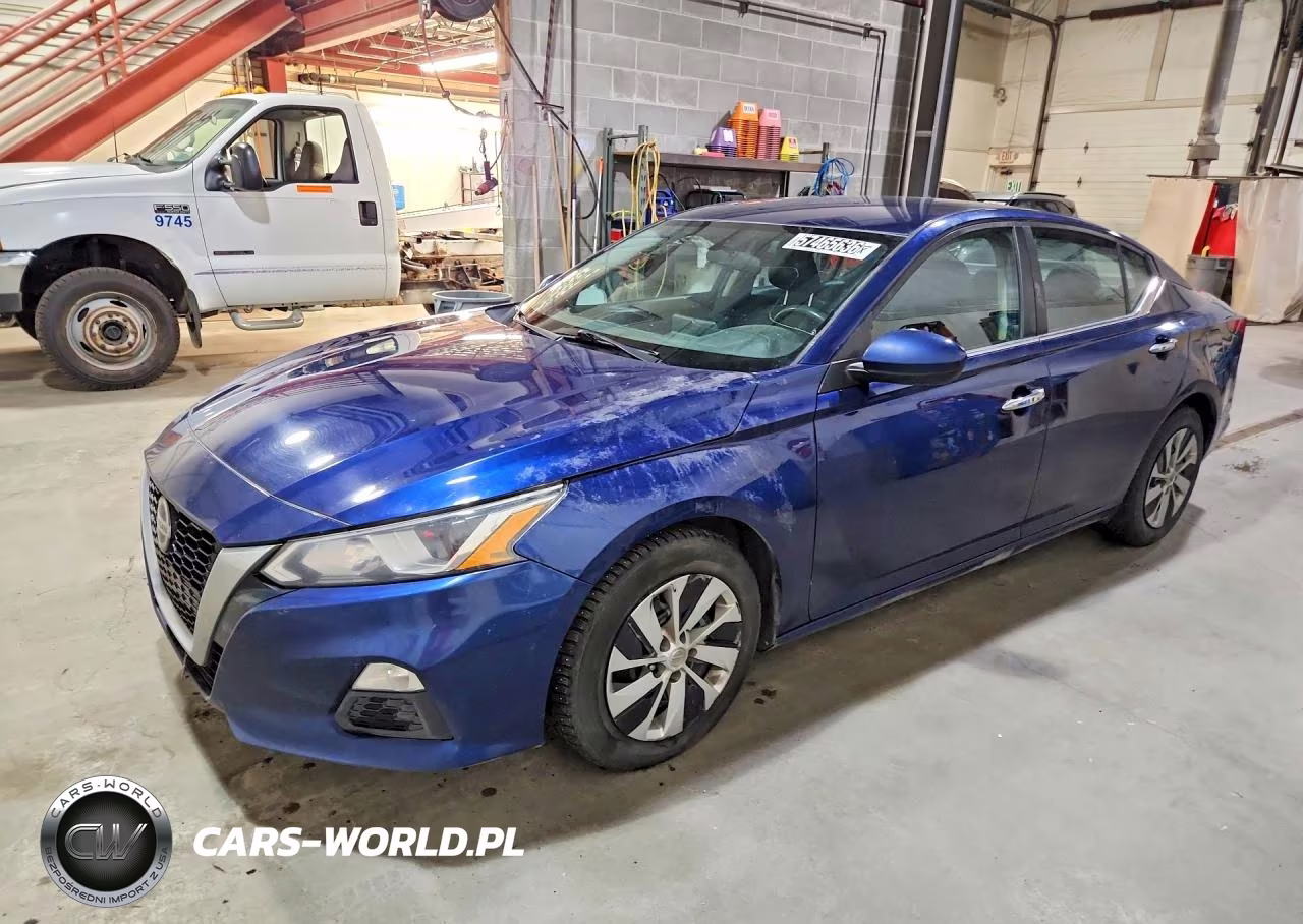 2019 Nissan Altima S