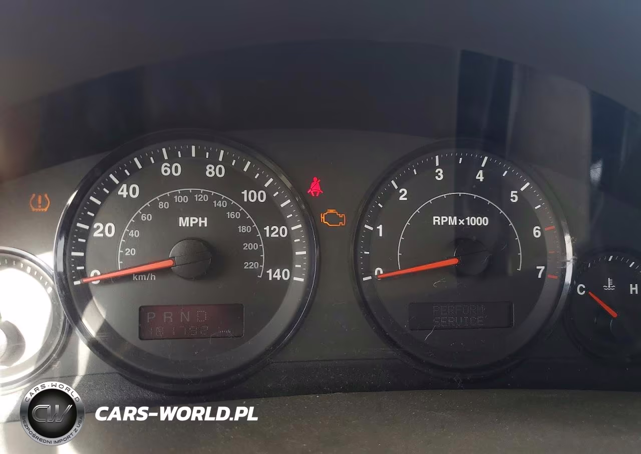 2006 Jeep Grand Cherokee Laredo VIN:1J4HR48N66C240493 - 9