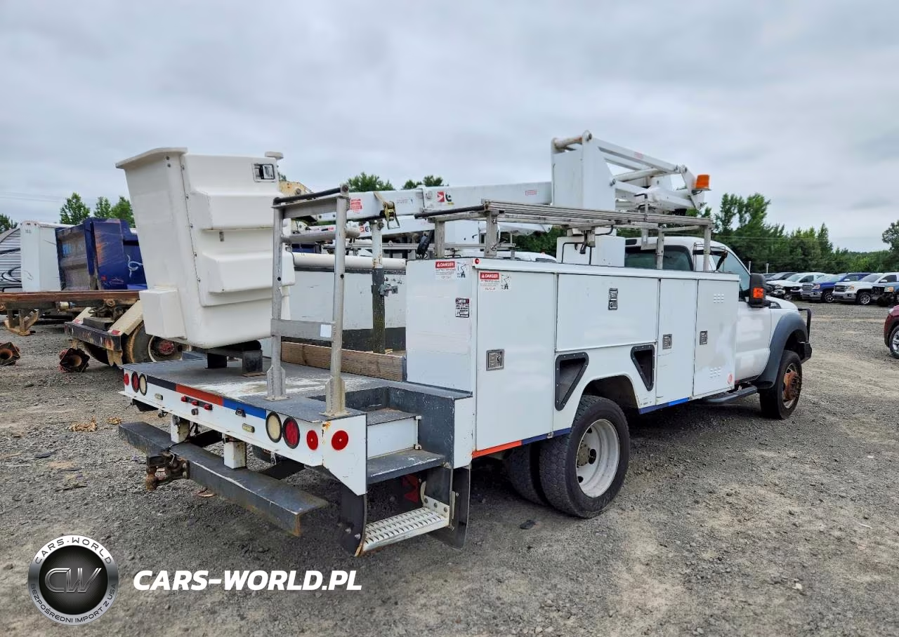 2016 Ford F450 Super Duty Bucket Truck VIN:1FDUF4GY5GEA59458 - 4