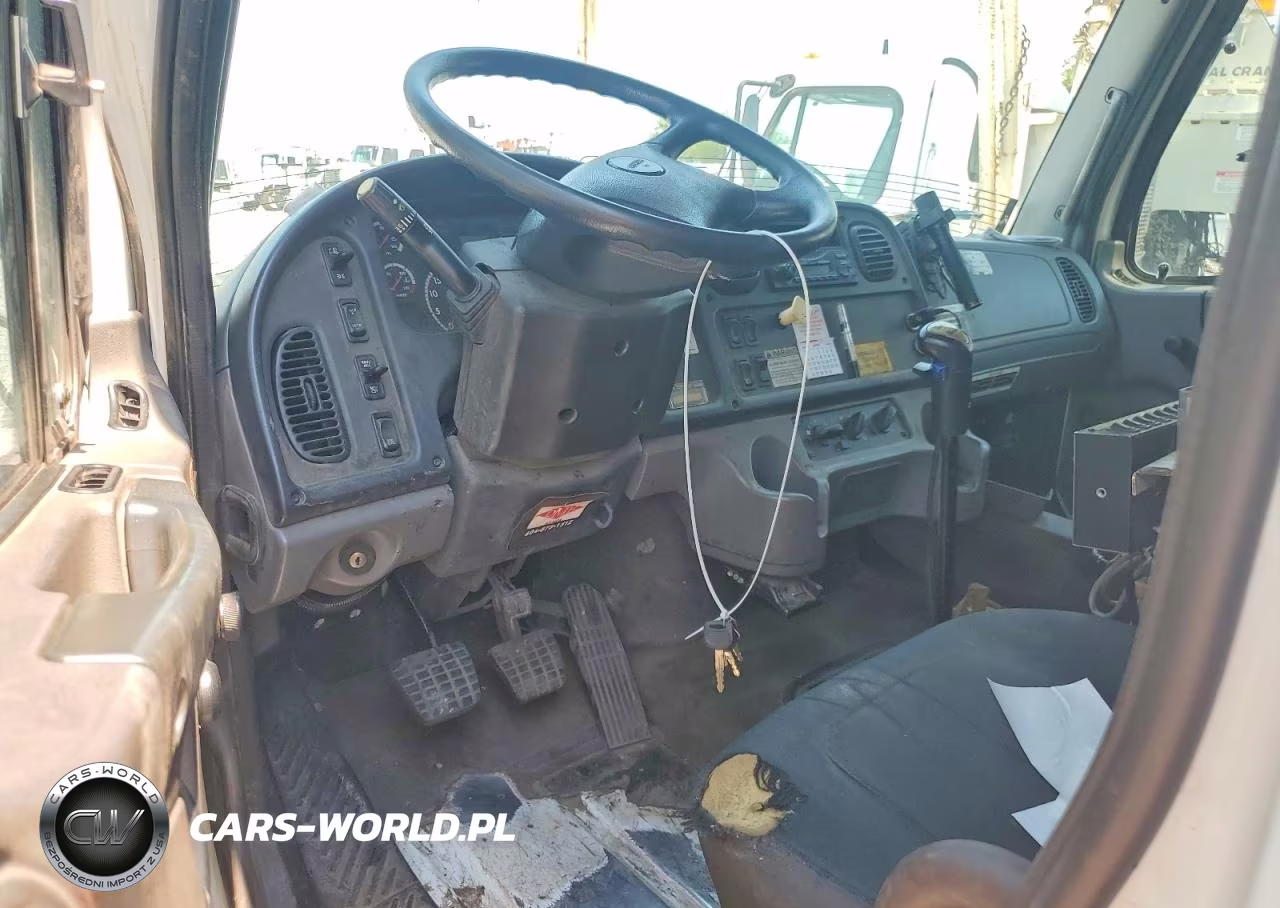2013 Freightliner 108Sd Crane Truck VIN:1FVHG5BS8DHFG3883 - 8