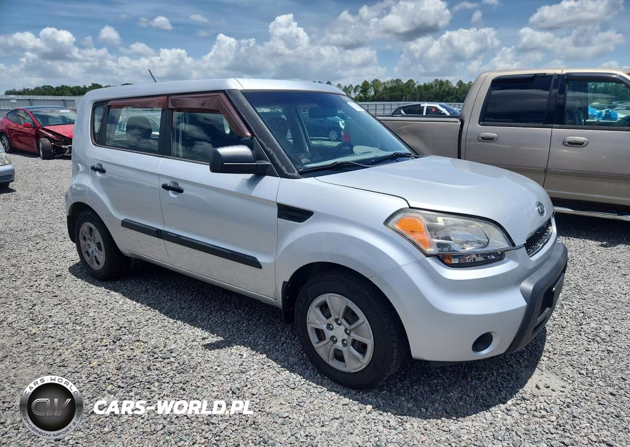 2011 Kia Soul Base VIN:KNDJT2A19B7721166 - 4